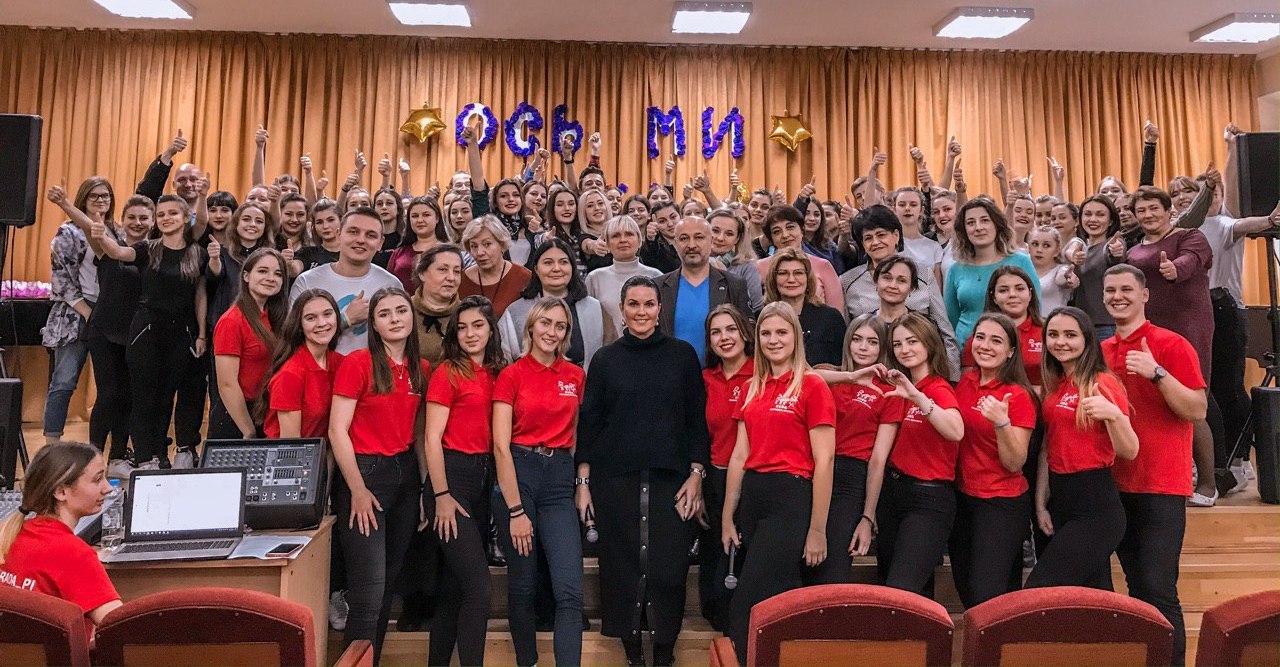 photo5317031567144627204